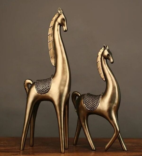 Gold Showpieces